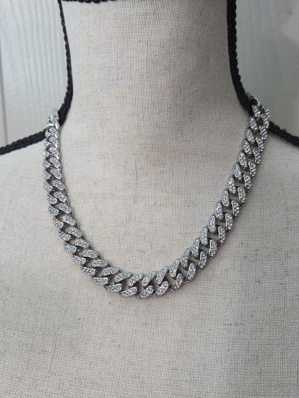 cuban link chunky chain necklace pave rhinestone silver tone 18in box clasp